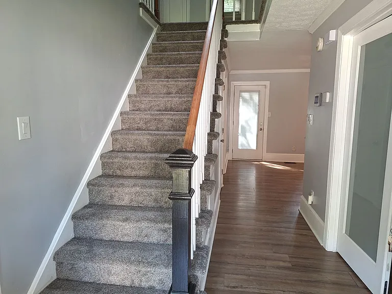 212 Earle Ct — Photo 14