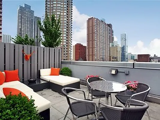 Sold by Corcoran | media 4