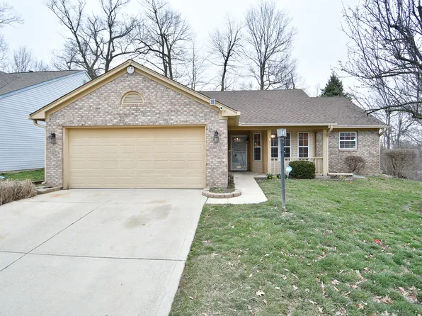 878 Charter Woods Dr, Indianapolis, IN 46224