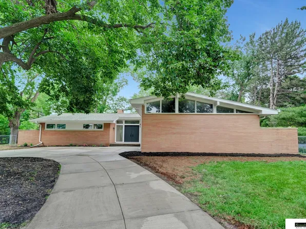 6123 A St, Lincoln, NE 68510