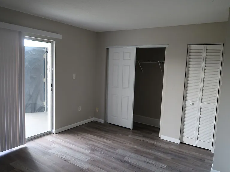 Janie B Apartments — Photo 11