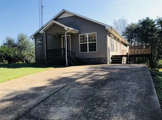 34 Konig Ln, Summertown, TN 38483