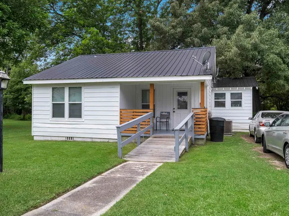 913 Virginia Ave, East Gadsden, AL 35903