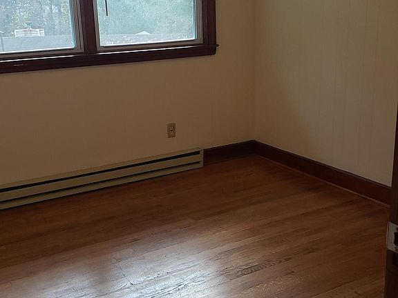 2nd image of 1190 Brown St