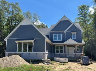 5273 Grande View Ln, Jackson, MI 49201