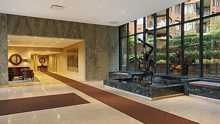 Rented by R New York