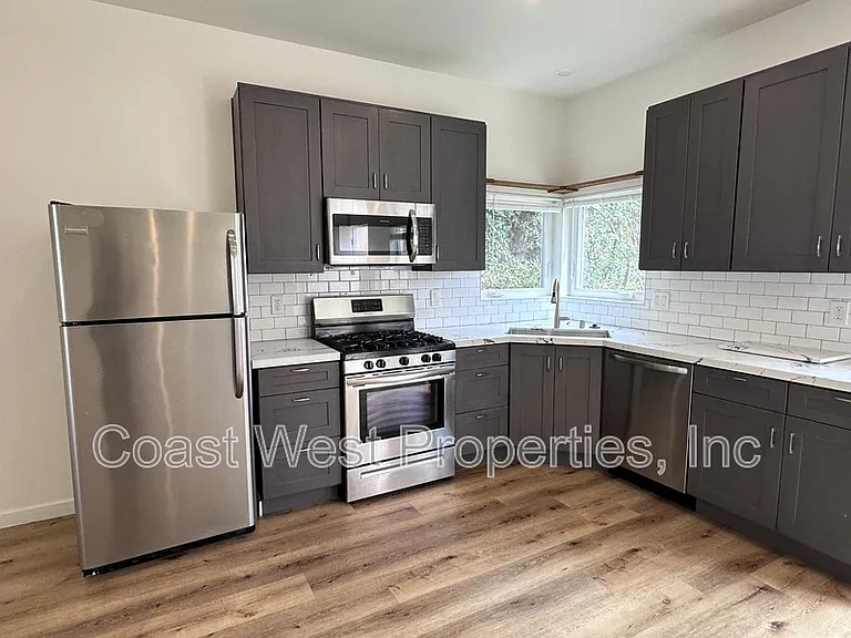 4062 Conrad Ave — Photo 30