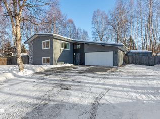3931 Laron Ln, Anchorage, AK 99504