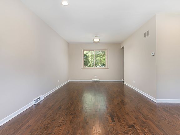 4th image of 8808 S 82nd Ave