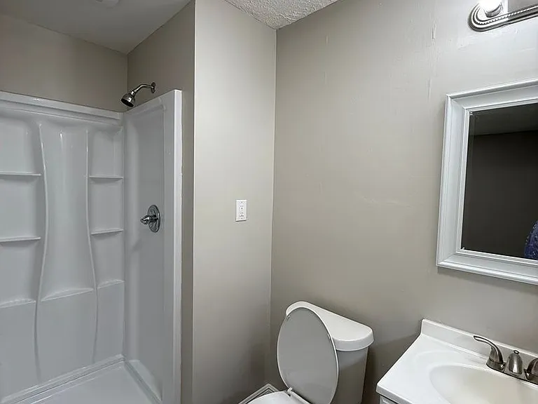 451 S Thomas St — Photo 11