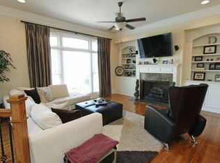 380 Mystic Ridge Ln, Sandy Springs, GA 30342