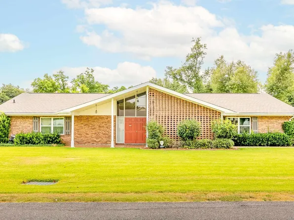 107 Supercharge Dr, Thibodaux, LA 70301