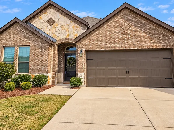 2813 Ainsworth Rd, Aubrey, TX 76227