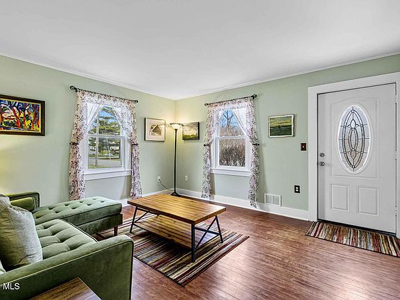 3rd image of 51 Milo Street