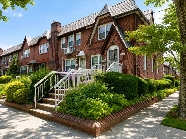 3026 Avenue T image 1 of 34