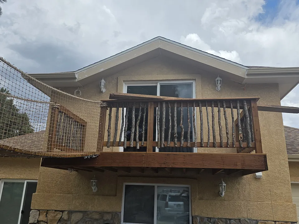 2465 Tenderfoot Dr