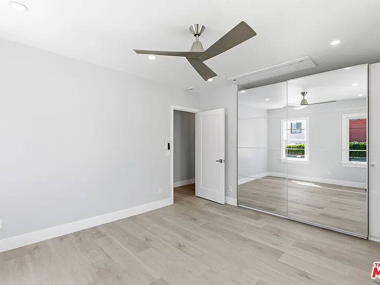 224 N New Hampshire Ave — Photo 21