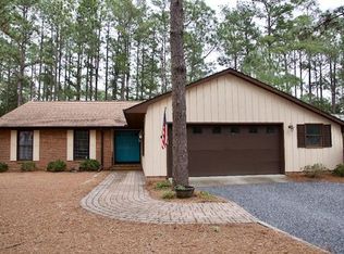 385 Sugar Pine Dr, Pinehurst, NC 28374