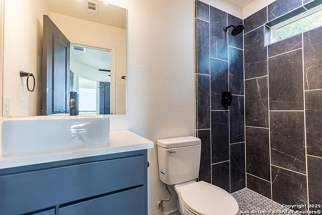 118 Shenandoah #202 — Photo 23