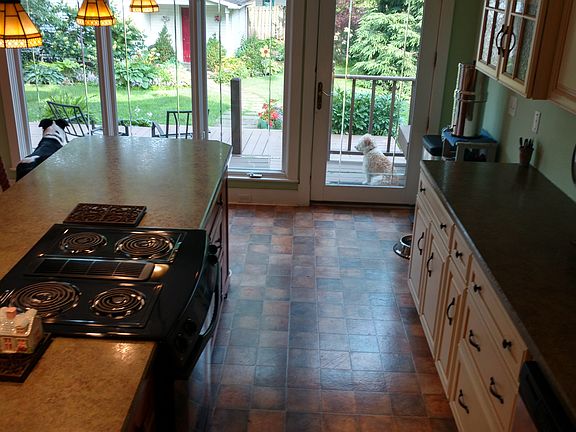 Jenn Air Range with grilling