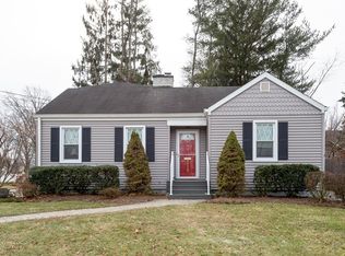 318 Ashland Rd, Middlesex, NJ 08846