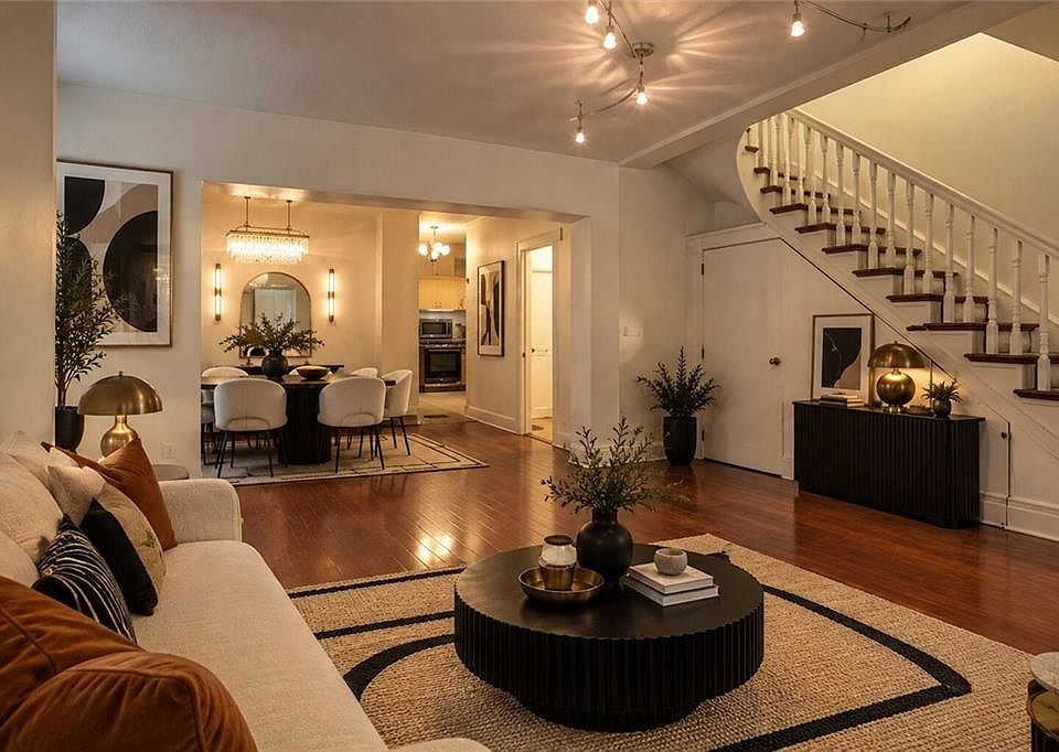 1st image of 313 Ord St