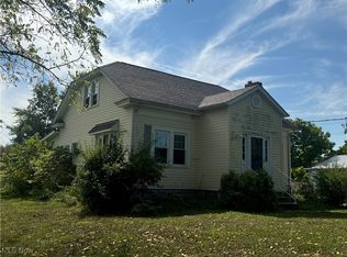 4946 Wilson Sharpsville Rd NE, Fowler, OH 44418