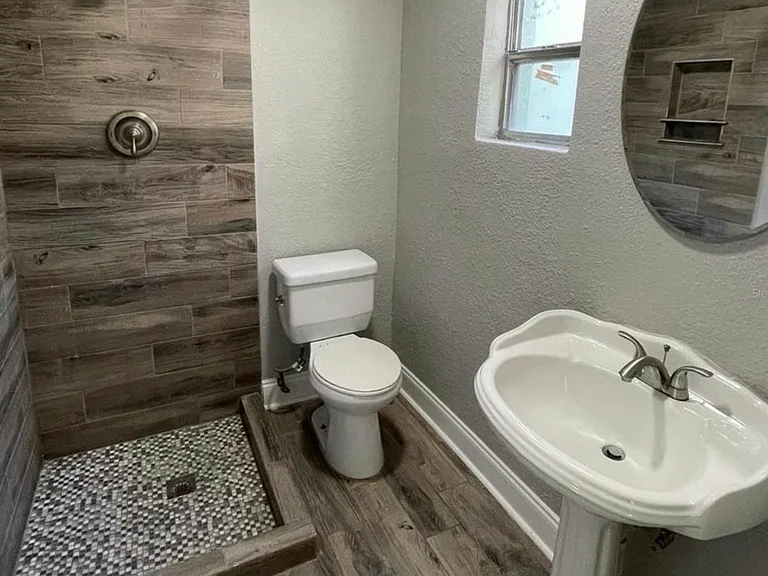 4307 W Main St — Photo 7