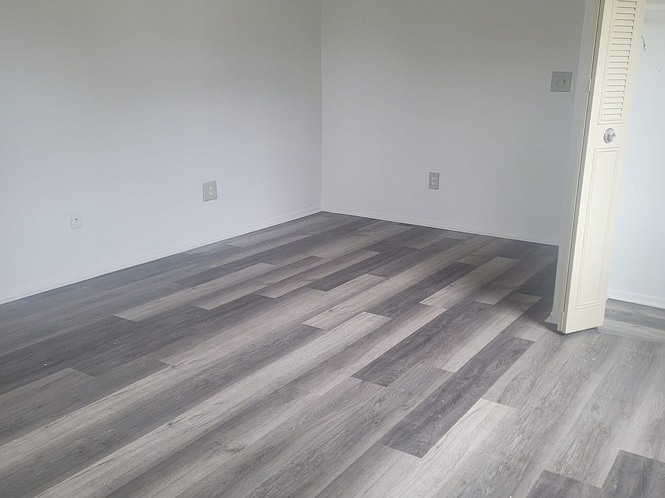 2nd image of 169 Birdseye St Floor 2
