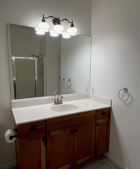 270 4th St E #401 — Photo 15