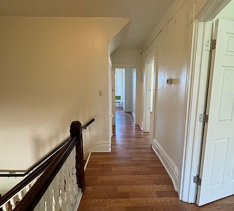 3rd image of 316 Harrison Ave #316