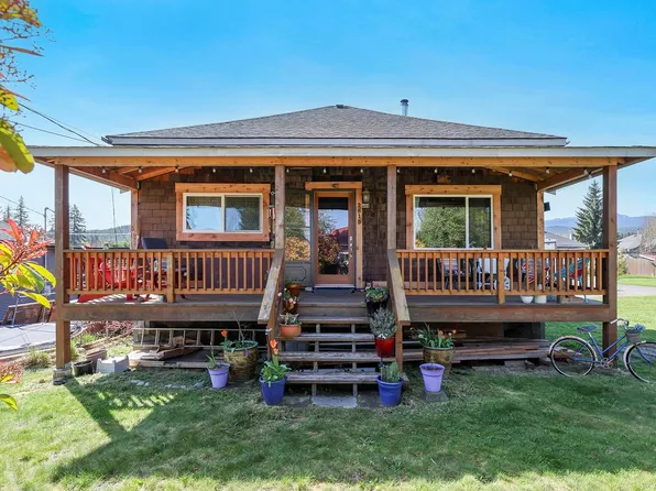 2815 Penrith Ave, Cumberland, BC V0R 1S0
