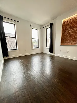 Rented by Nooklyn NYC LLC | media 30