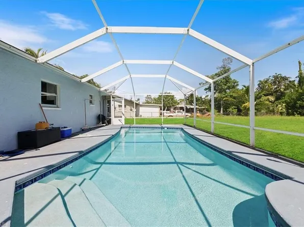 4810 Duera Mae DR, FORT MYERS, FL 33908