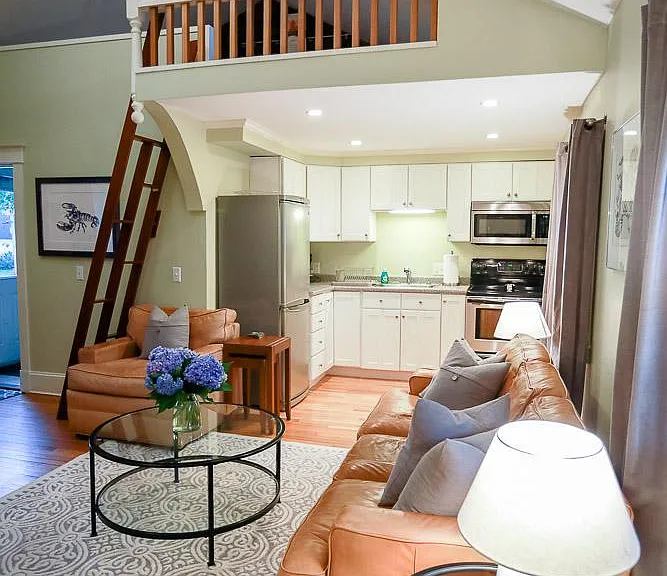 10 Holbrook St #11 — Photo 1