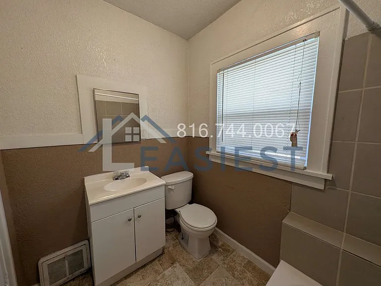 5627 Garfield Ave — Photo 7