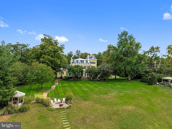 4th image of 431 Cottage Ave