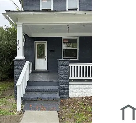 3 bed, 2200 sqft, $1,000 — Photo 2