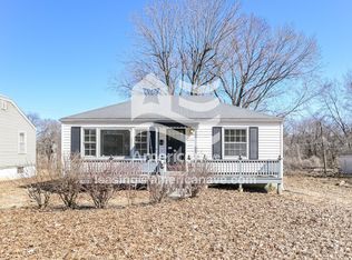 7731 Bloom Dr, Saint Louis, MO 63133