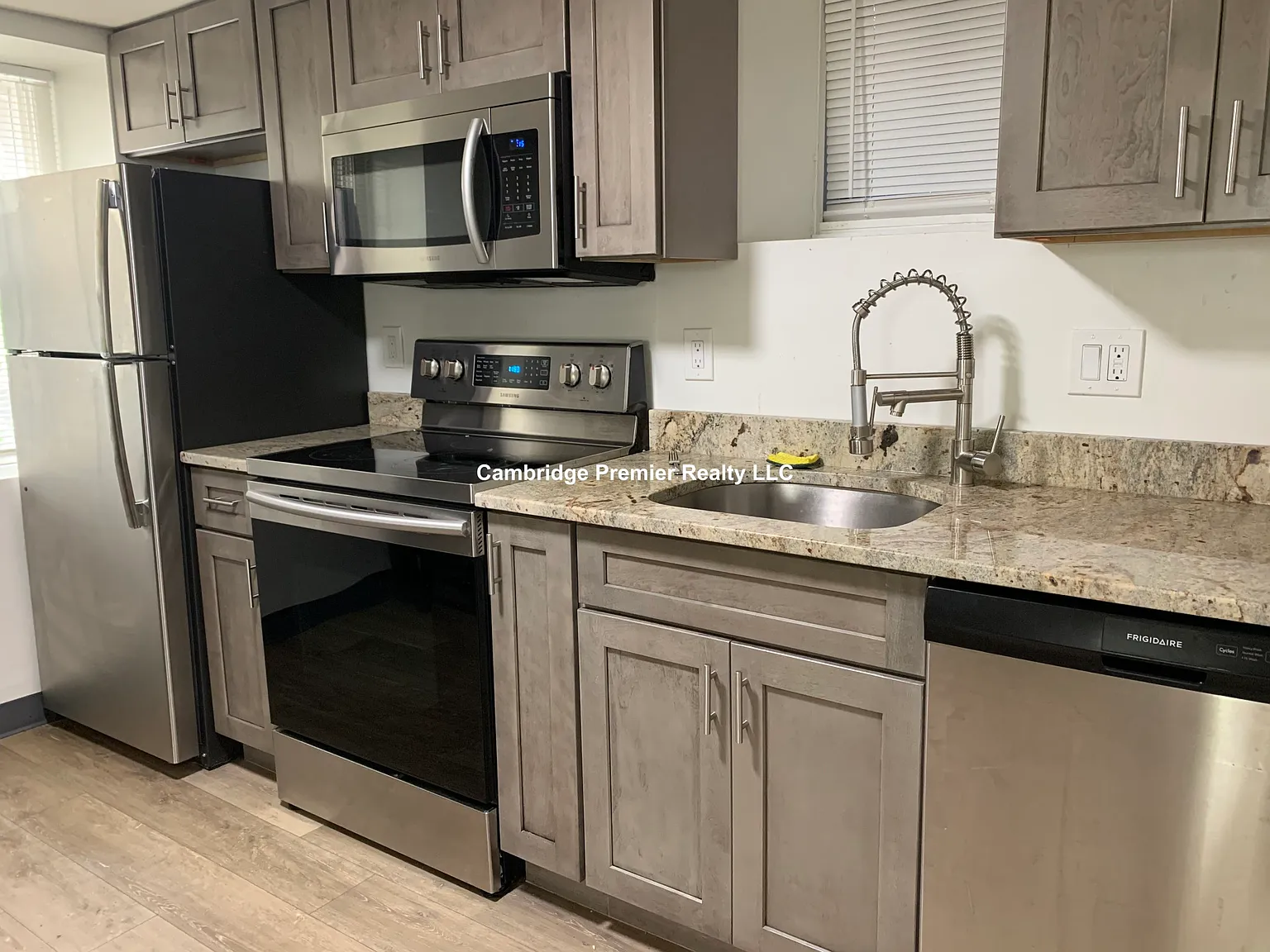 1 bed, 8000 sqft, $2,550 — Photo 2