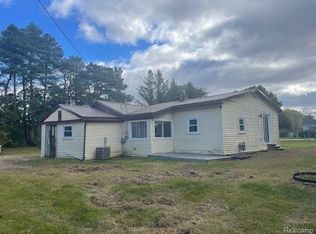 217 E Burnside Rd, North Branch, MI 48461