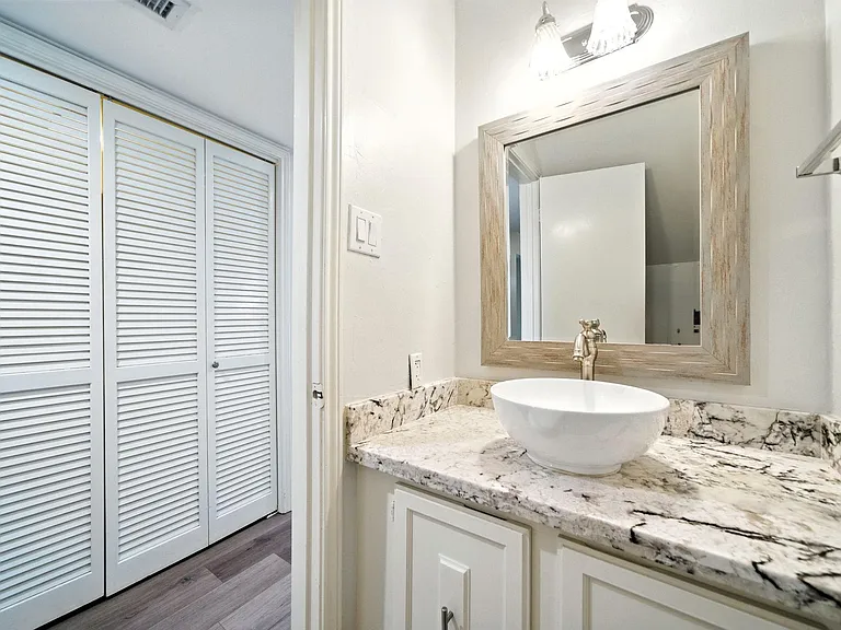 10333 Longmont Dr #35/3 — Photo 9