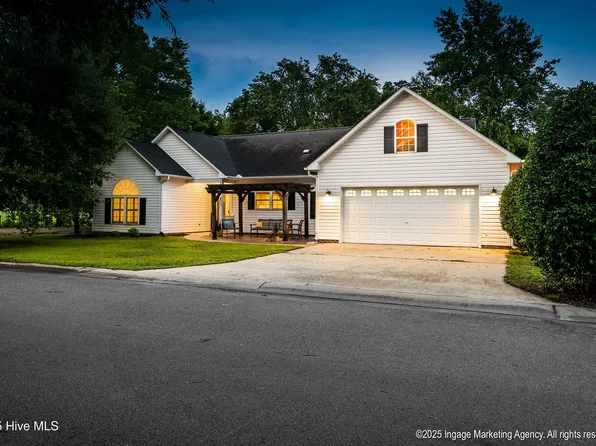 105 Finwick Drive, Bath, NC 27808
