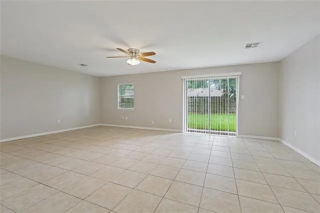 3 bed, 2.0 bath, 1471 sqft, $1,750 — Photo 4