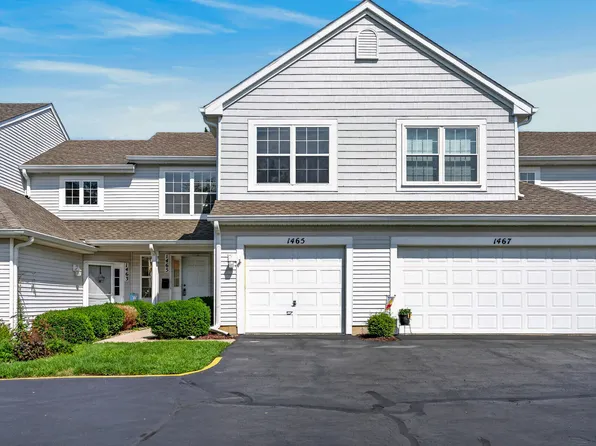 1465 Meadowsedge Ln, Carpentersville, IL 60110