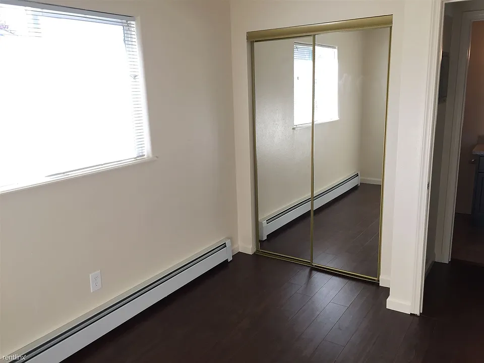 Bedroom 2-1