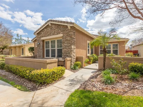 8180 Pavin Ln, Hemet, CA 92545