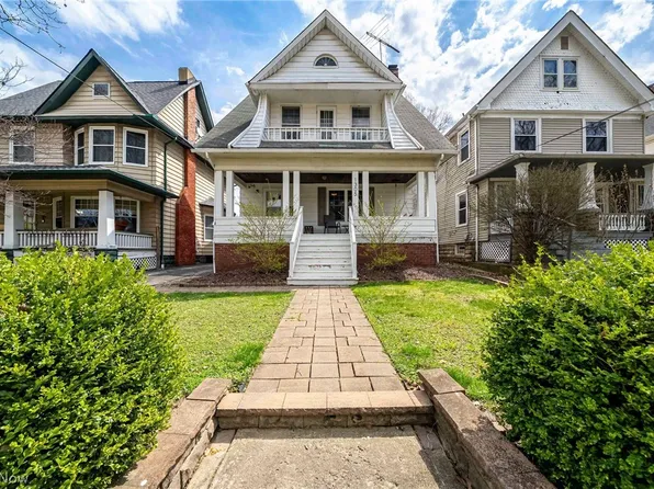 1305 W 114th St, Cleveland, OH 44102