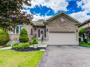 140 Devonshire Dr, Wilmot, ON