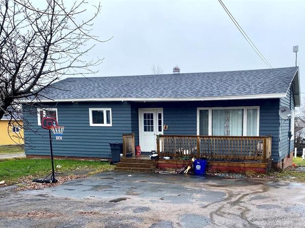 12 Main Street N, Glovertown, NL A0G2L0